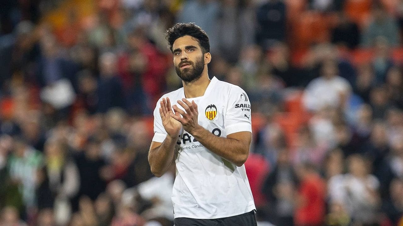Eray Cömert's Net Worth Details Eray Cömert's Net Worth Details