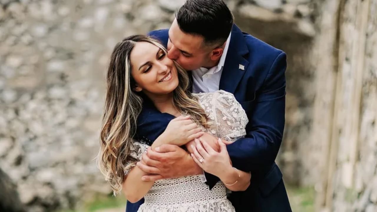Luis Alberto Lopez wife name is Courtney Zubik