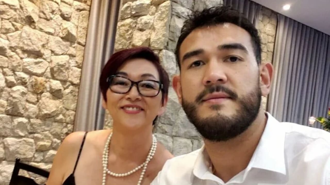 Augusto-Sakai-Wife