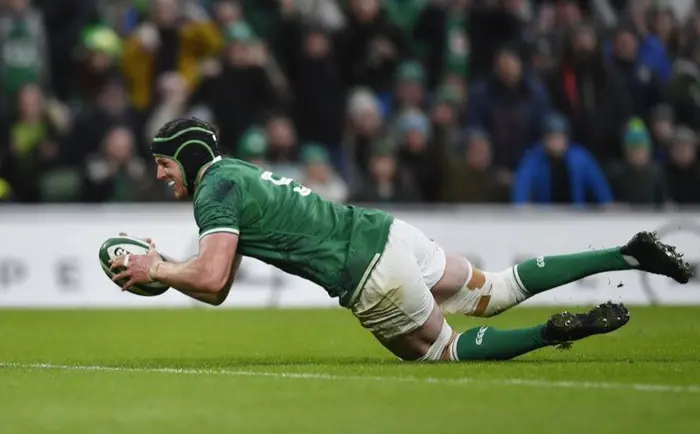 Ireland Loses Two Key Players for Up to Four Months as Six Nations Nightmare Begins