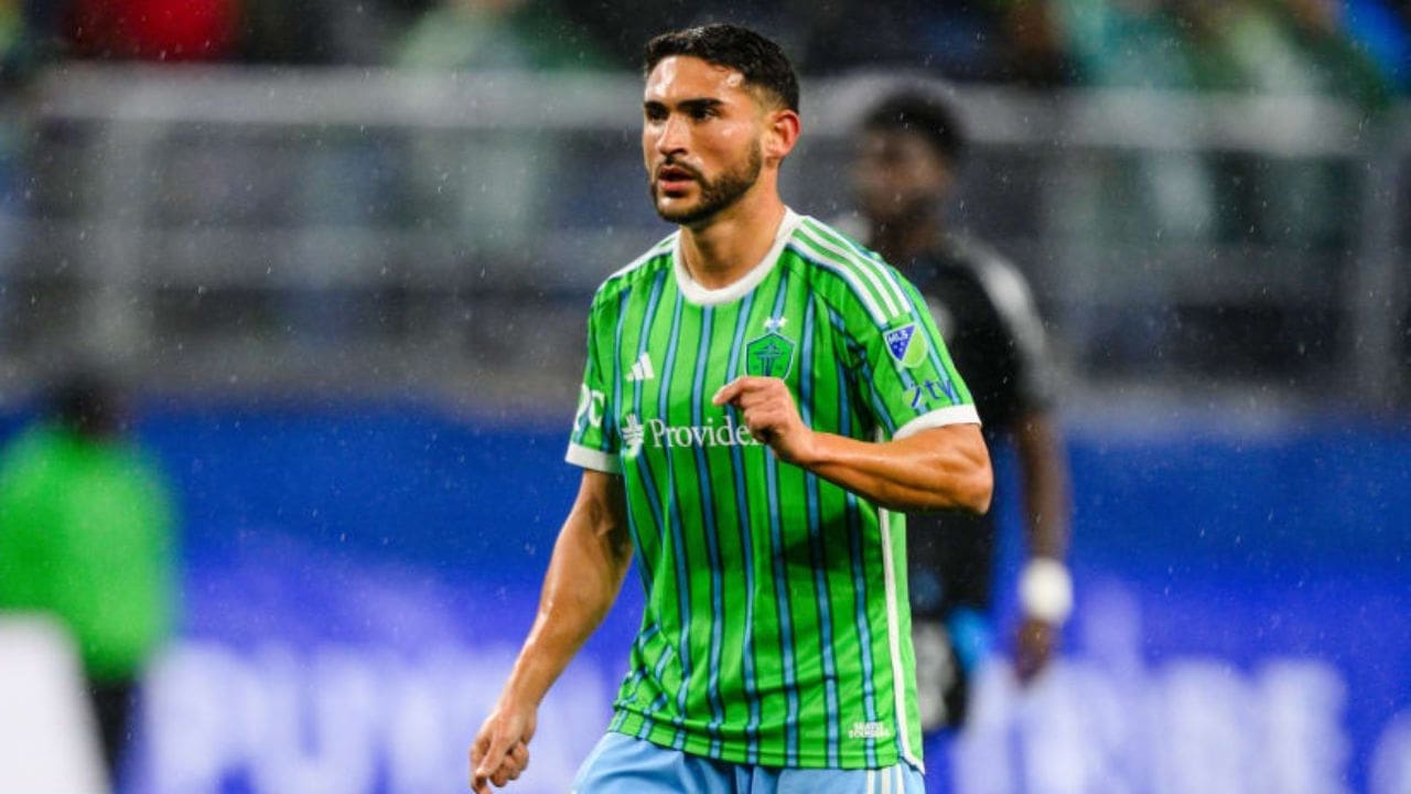 Cristian Roldan's Net Worth Details Cristian Roldan's Net Worth Details